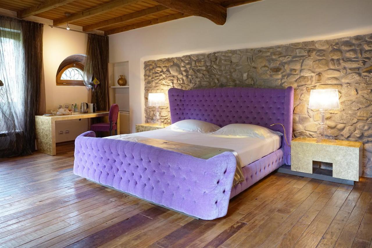 Il Portico - 1711 Luxury Guest House Arlate ภายนอก รูปภาพ