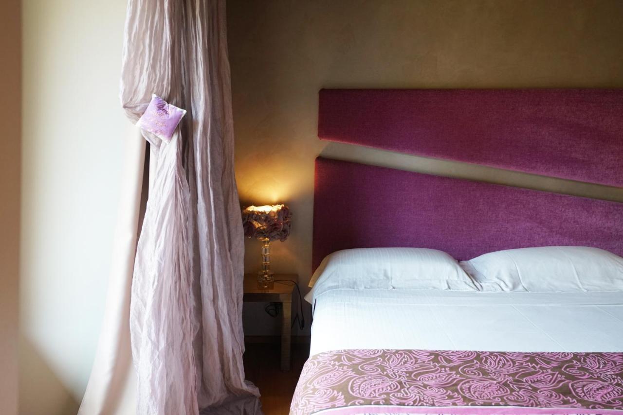 Il Portico - 1711 Luxury Guest House Arlate ภายนอก รูปภาพ