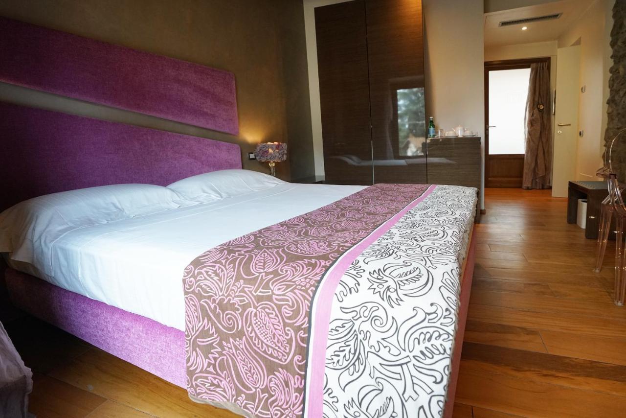 Il Portico - 1711 Luxury Guest House Arlate ภายนอก รูปภาพ